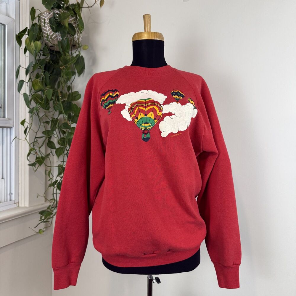 Vintage 90s Fruit of the Loom Hot Air Balloon Red Puff Print Crewneck Sweatshirt